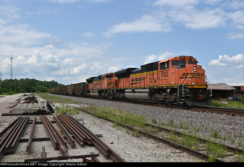 BNSF 9122